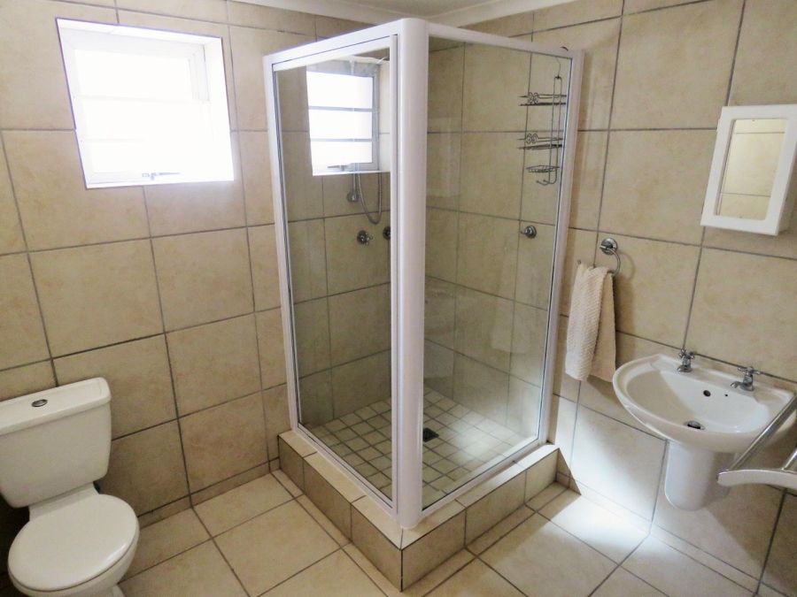 9 Bedroom Property for Sale in Waterfront Western Cape